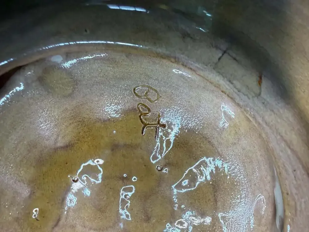 Unknown vintage ceramic